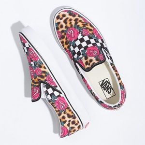 NIB Vans Rose/Animal Check Classic Slip-On 6